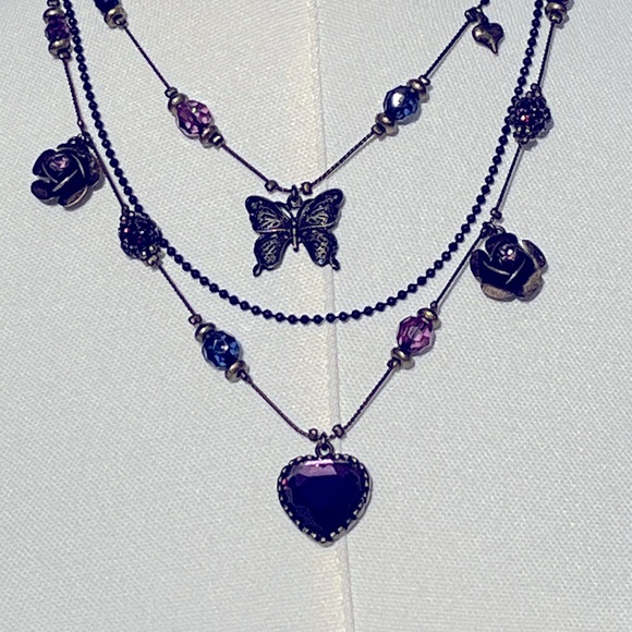 Betsey Johnson Y2K Vintage Hearts and Butterflies Necklace NWT - Picture 3 of 7